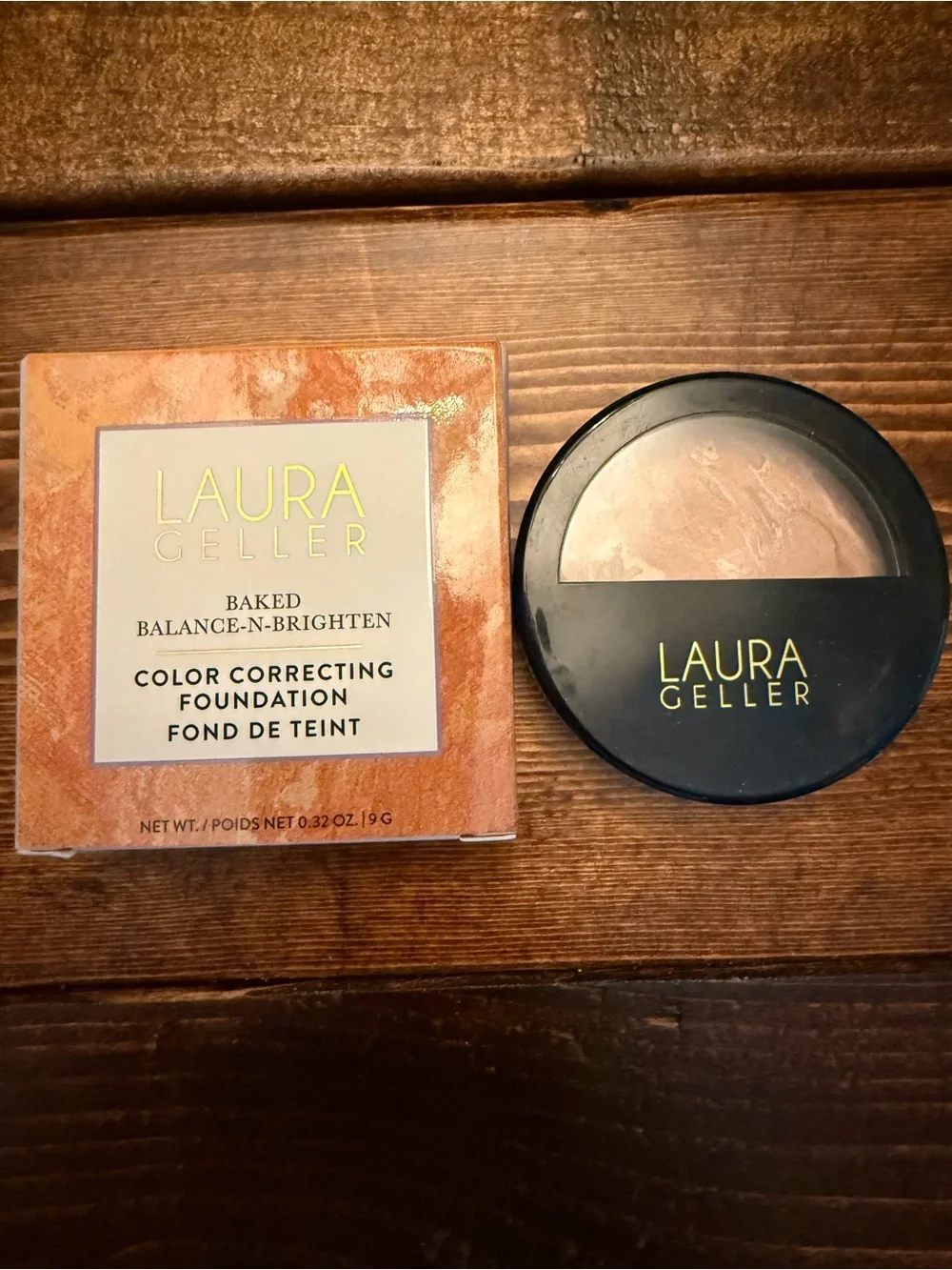Laura Geller Baked Balance-N-Brighten Foundation - Beige